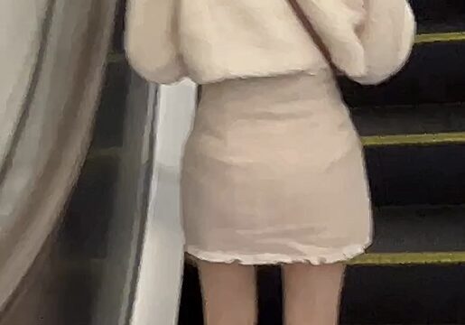 エスカレーターで手撮り