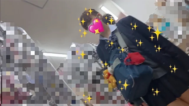 まるでアスリートのような素敵なヒップラインのミニスカ制服女子は霜降りグレーのコットン生P! JK38Sp-4K [702MB]