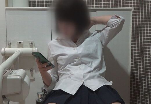 【個人撮影】※レア※トイレでオナニーしてました⑩【オリジナル】