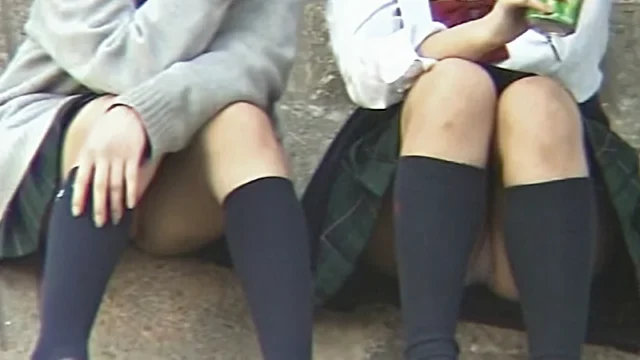 J○ 2人組 純白パンチラ [662MB]