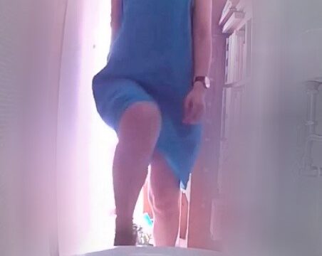 私の綺麗なお尻、見ても良いですよ、、  2