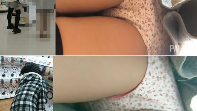 お母さんとガチャガチャをしていた女の子をパシャリ