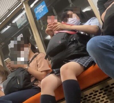 ◎ローアングル＃118 メガネJKの使い古したパンティー