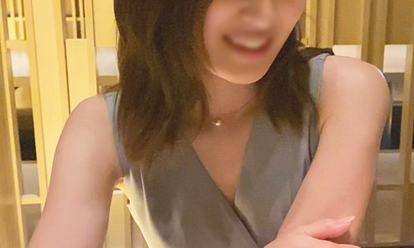 美意識の高い知り合いの人妻 おまんこが気持ちよすぎて中出し三味