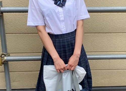 【流出】現役私立女子校生_処女マン初ハメ撮り_アイドル級の美少女に連続無断中出し