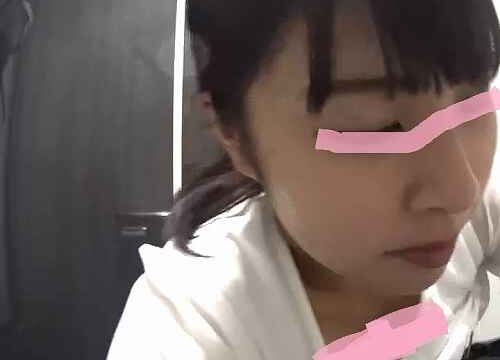 VIPな女子トイレ46あらら、う〇このカスがお外にOB(編集版)