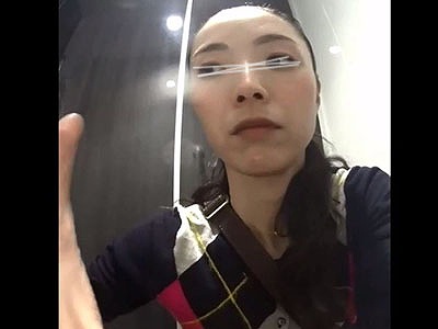 美人の漏らし！下着にう〇こベットリ更にOBまで～