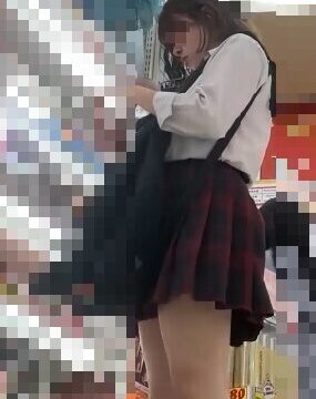 ◎ローアングル＃95 美容意識が高いJKのパンツ