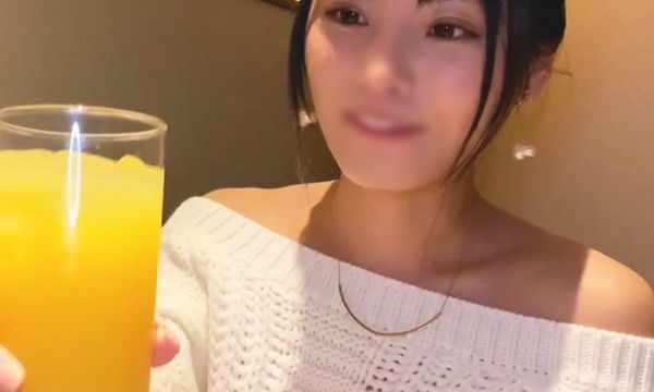 普段は真面目な純粋少女 20歳になった記念に初めてのお酒で千鳥足 ホテルで初中出し