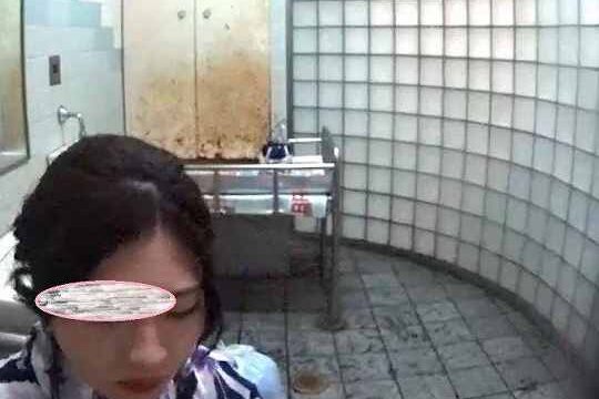 海の共同トイレを撮ってきました！５今日はお祭りです浴衣です未チェック