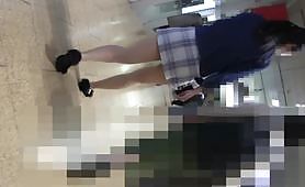 【再販】プルプルうごめくJDの太もも