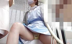 【歯磨き指導初載せ】【美人スタッフ施術中全開パンチラ盗撮】【眩しい陰毛透けパン】