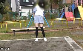 JCボブ子ちゃん【周りからぱんつ見えても気にせず遊ぶ】【お外でワンピース生脱ぎ】【キャミソールと炉利ぱんつだけでお散歩&公園】