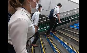 卑猥すぎるロケット乳OL