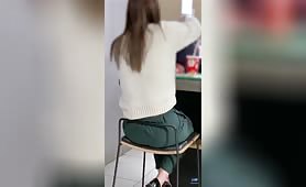 ピチピチピタパンヒップ204_プリッと突き出すエロ尻！！尻形丸わかりのハイスペックお姉様！！