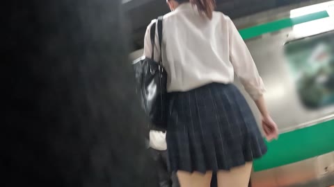 痴かん狂信者 #19【★3】ミニ丈スカートで満員車両に乗り込む無防備少女