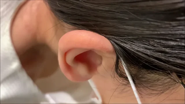 店員チラ☆どエロいボディをお持ちの清楚系店員さんの胸元にズーム！！段々とブラが浮いて両乳首が丸出しにww [496MB]