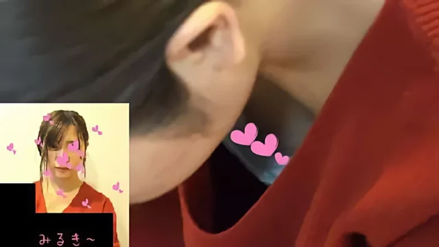 【乳首チラ】とあるベ●マサークルの風景{vol.30}2名参加。女子校時代からのお友達同士の新米ママさん。 [282MB]