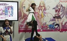 美人イベントコンパニオンのパンチラ