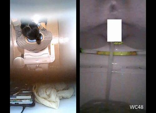 大学洋式トイレ便器内＆天井からの2カメ盗撮①