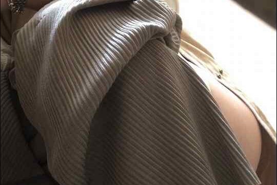 （無）もち肌お姉さまの和式トイレ