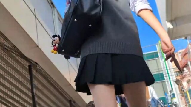 某◯◯高校制服【逆さ撮り】3選
