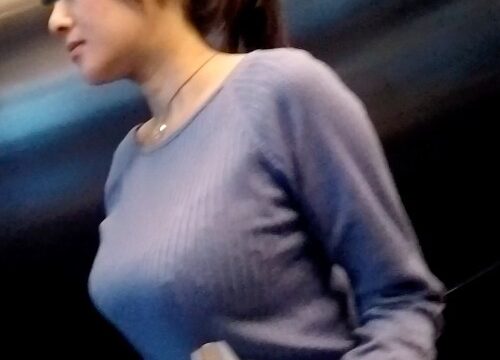 マーベラスなロケット乳美女
