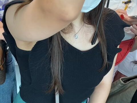 S級美人お姉さんの超接近エロすぎる脇全開31