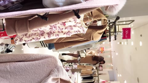 パンチラえんじぇる,パンチラ,素人,個人撮影,盗撮,お尻,制服,盗撮風,OL,下着,フェチ,学生風,街撮り,美人,お姉さん,ギャル,パンスト,ミニスカンチラ！！超多人数オムニバスすぺしゃる