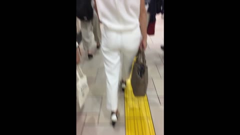 《◆最終値下げ◆》 【スゲェ〜美人のスゲェ〜透け感！清楚な中に燻るエロスをファッションで発散】