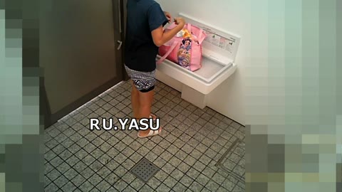 ○ヤンお姉さんの大胆なお着替え