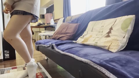 JK自宅潜入 おひるね青パン接写