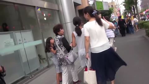 街角にて