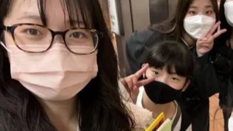 校内跨ぎ撮り 5(白、ハミ)