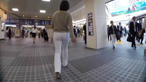 Tバックケツマダム