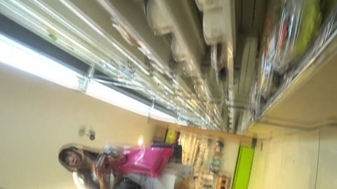 極ミニワンピ3人のケツ丸出しTバック！【高画質動画】211