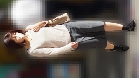 鬼技痴漢：お買い物帰りのド真面目ママさんは既に濡れ？お漏らし？初体験のローター振動で激イキ絶頂！