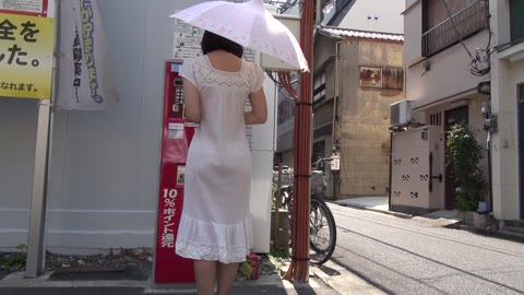 Eさんパート5　パンティーライン　透け　尻