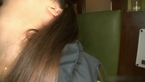 成城大学一年の女子大生　ノリで本番エッチ　個人撮影