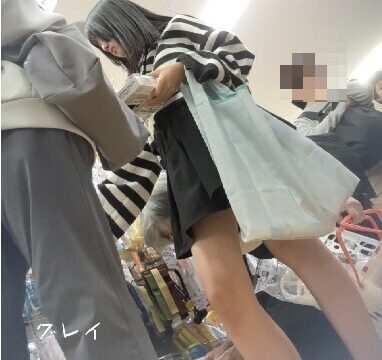 可愛い柄物パンツ　お姉さん３名