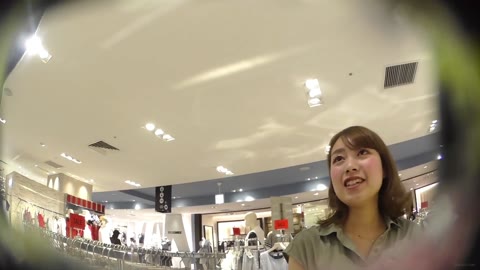 ショップ店員#6 超美人お姉さんのエロい生パン丸見え