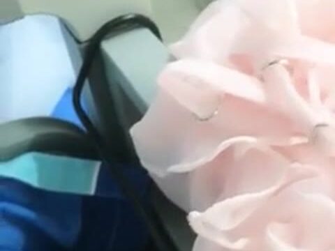 【自撮り】露出巨乳少女が黒い水着でダラダラ配信1