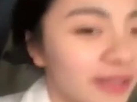 女子大生が衝撃の生配信