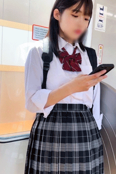 【再販】電車内集団おさわり 乳揉み・マンクチュで電車内でビクイキ 都内私立高3年 Hちゃん（仮名）