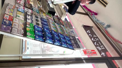 ミニスカJK逆さ撮りPart.2