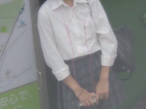 元A〇B前〇敦子似の黒髪激カワJK2人組【動画】街撮り編 1802と1801セット販売-2