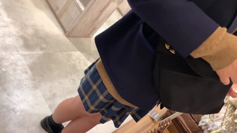 ミニスカJK逆さ撮りPart.3