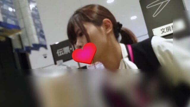 働くお姉さん29 綺麗な制服店員さん [1GB]