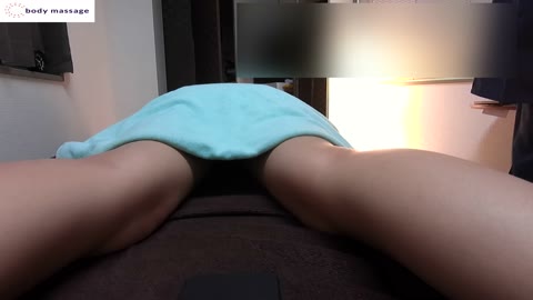 チェックスカートの白パンツ美脚のセット-2