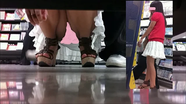 綺麗なOLと奥様のスカートの中の秘密しゃがみ編part7 [304MB]